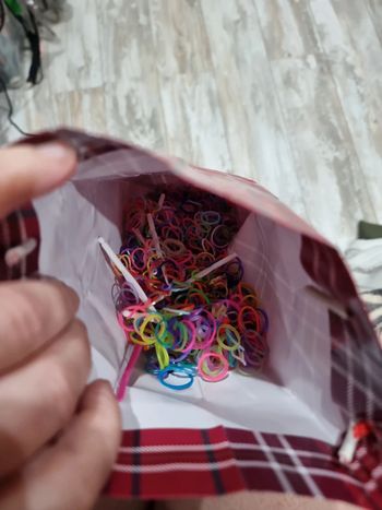 Gros sacs  d élastique pour fabriquer des bracelets