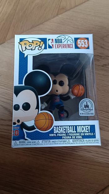 Funko pop Mickey Basketball 553