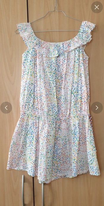 Neuve tres jolie robe multicolor 10/12 de la maison Jean Bourget