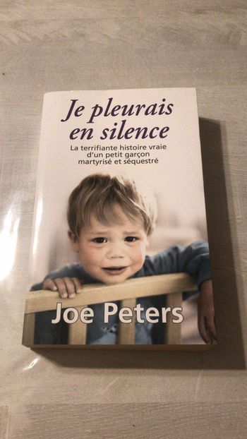 Je pleurais en silence
