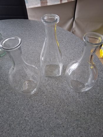 Lot de 3 carafes  en verre ronde et carré