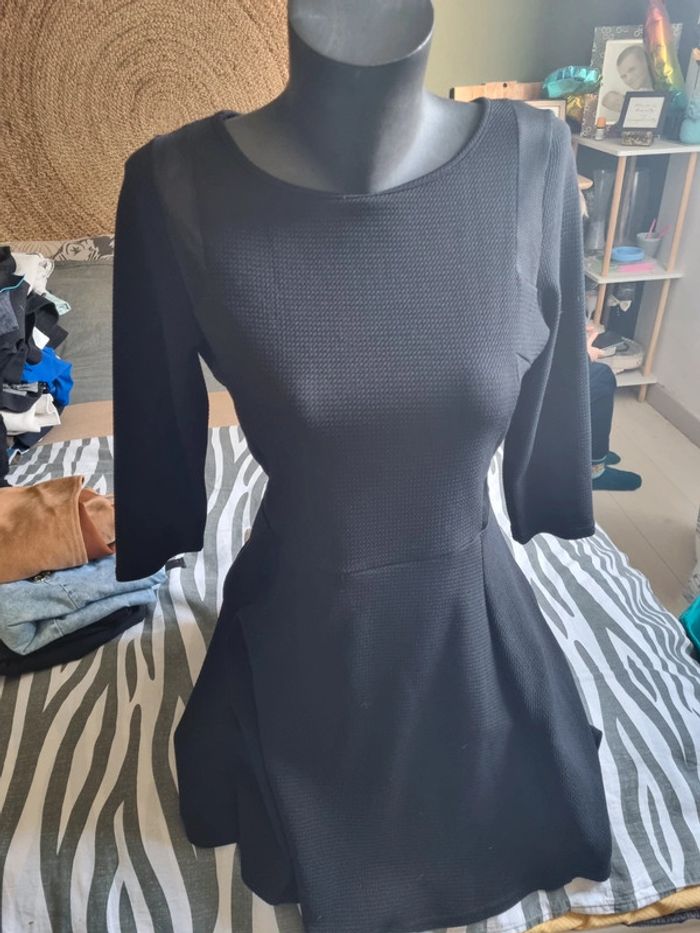 Robe noir