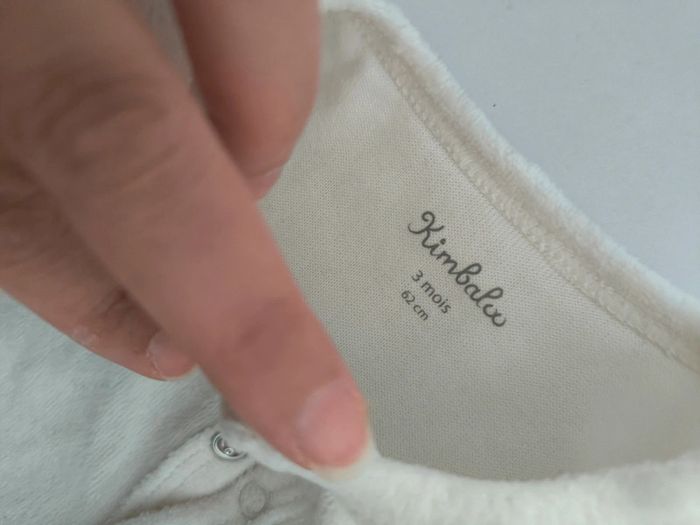 Pyjamas 3 mois crème neuf - photo numéro 3
