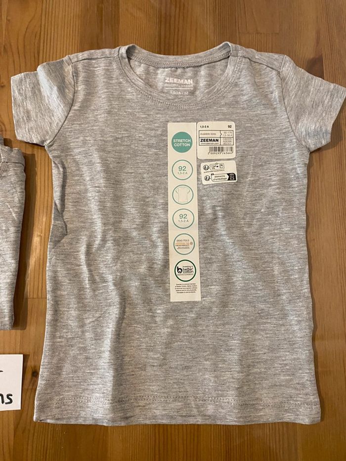 Lot de 2 tee shirt manches courtes, taille 92 (1an et demi et 2ans) gris chiné - photo numéro 2