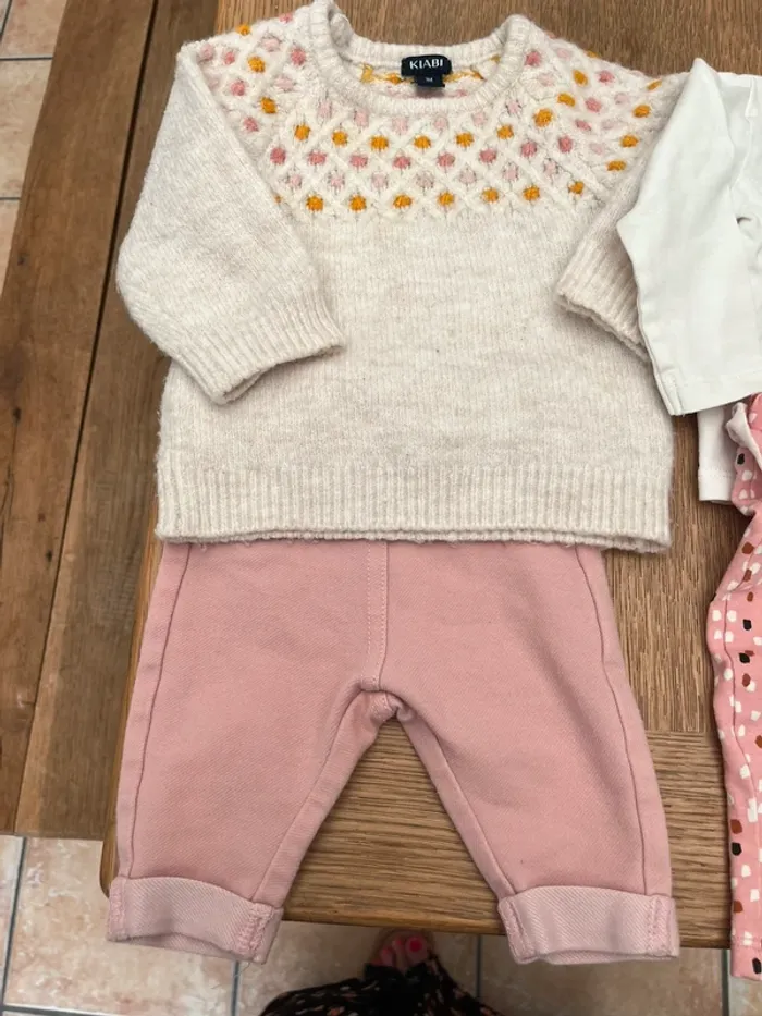 Lot vêtements 1 mois - photo numéro 5
