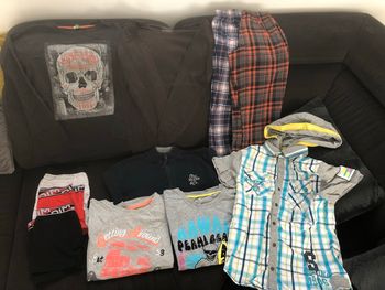 Lot de vêtements taille 12 ans