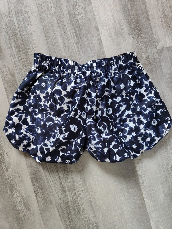 Short femme 36 - photo numéro 4