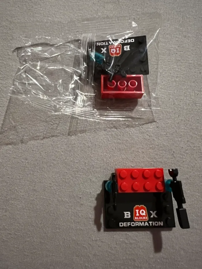 Lego robot deformed blocks - photo numéro 2