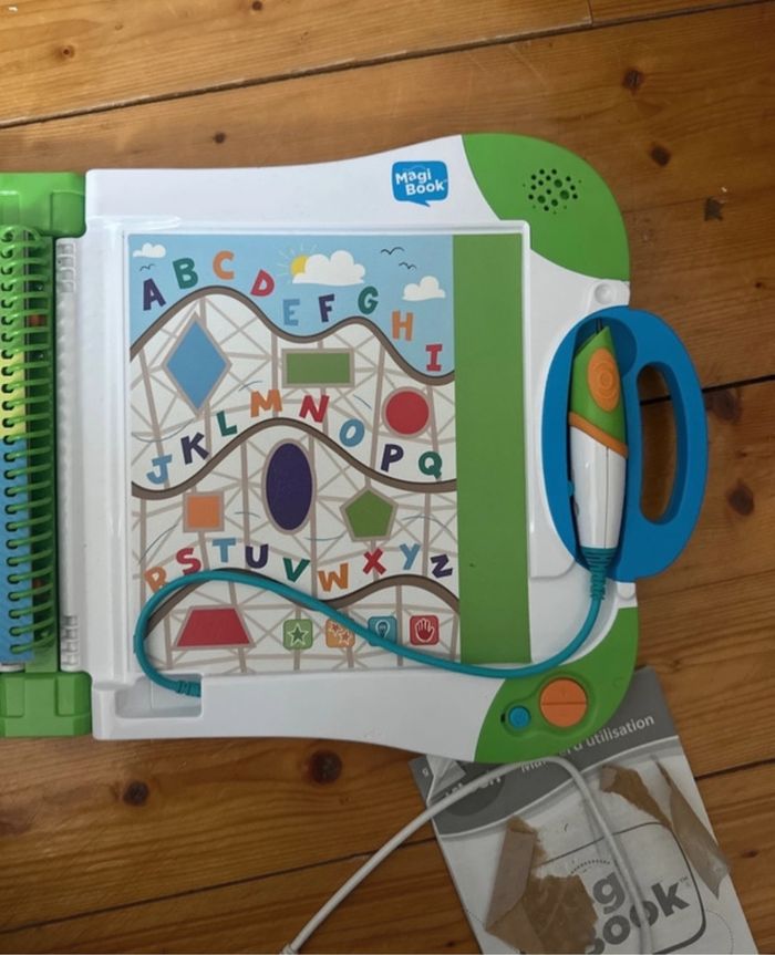 Magic book de vtech - photo numéro 2