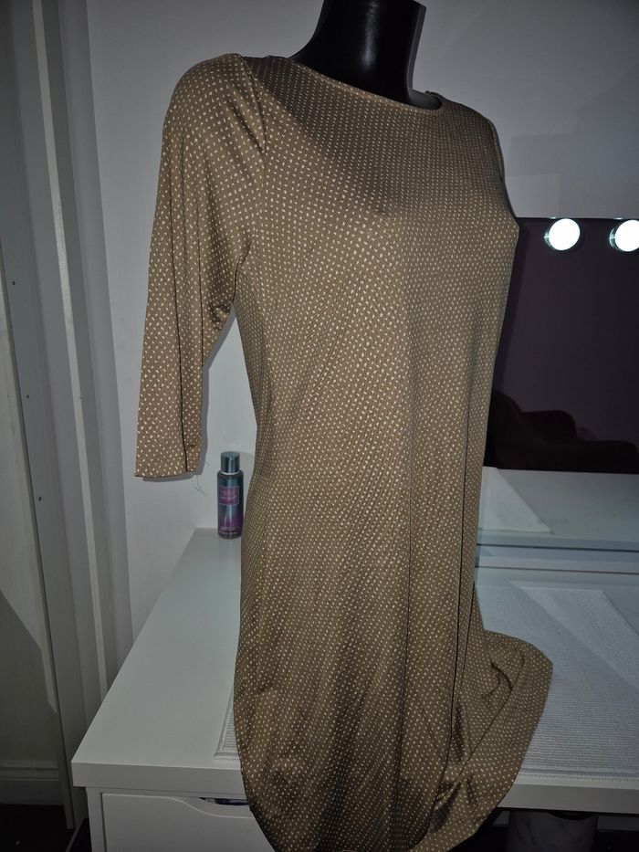 Robe moutarde  à pois - photo numéro 2