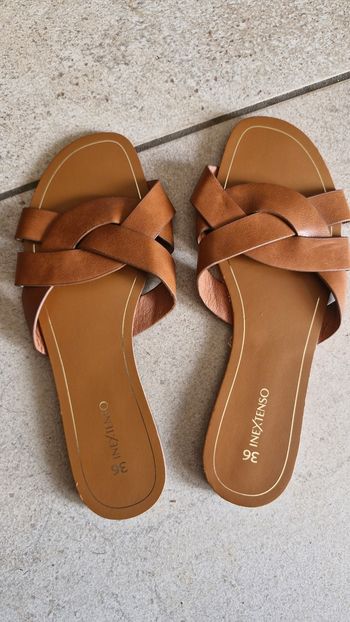 Sandales femme taille 36 neuve