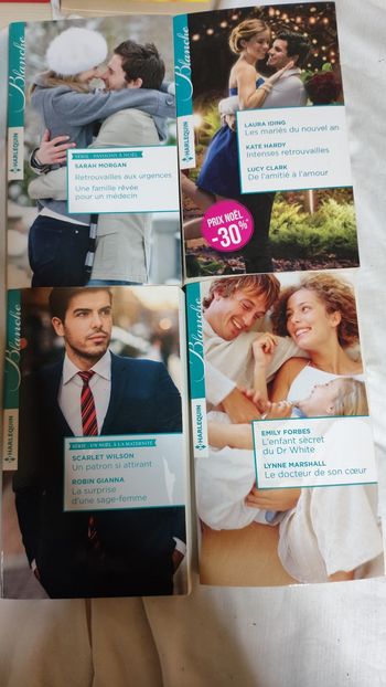 Lot de 8 Romans Harlequin