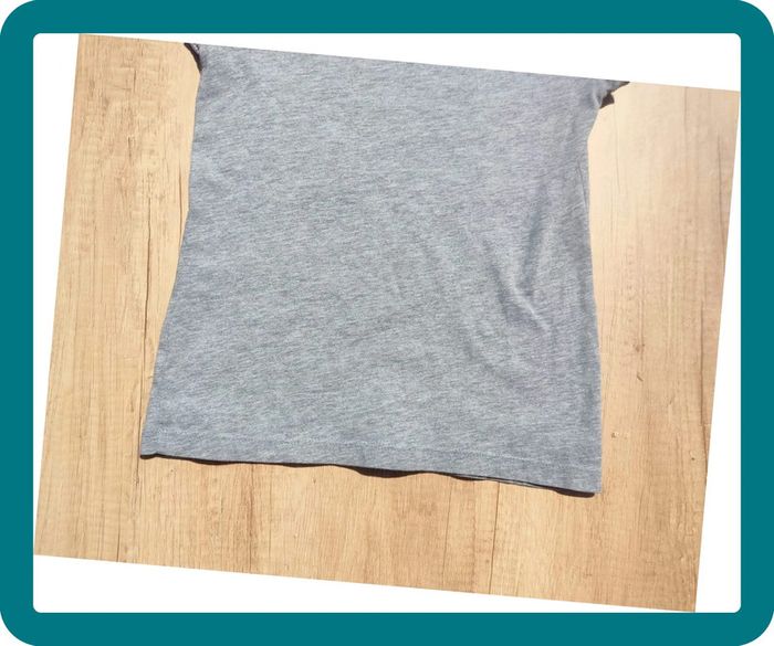 Tee shirt gris fille kiabi 10 ans - photo numéro 6