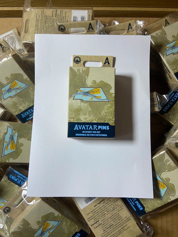 Pin's Disney Parks Avatar Pandora Way Of Water boîte mystère 2 broches par boîte