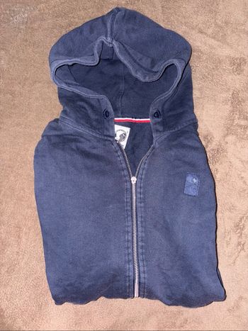 Veste garçon Hero Seven taille 14 ans en bon état