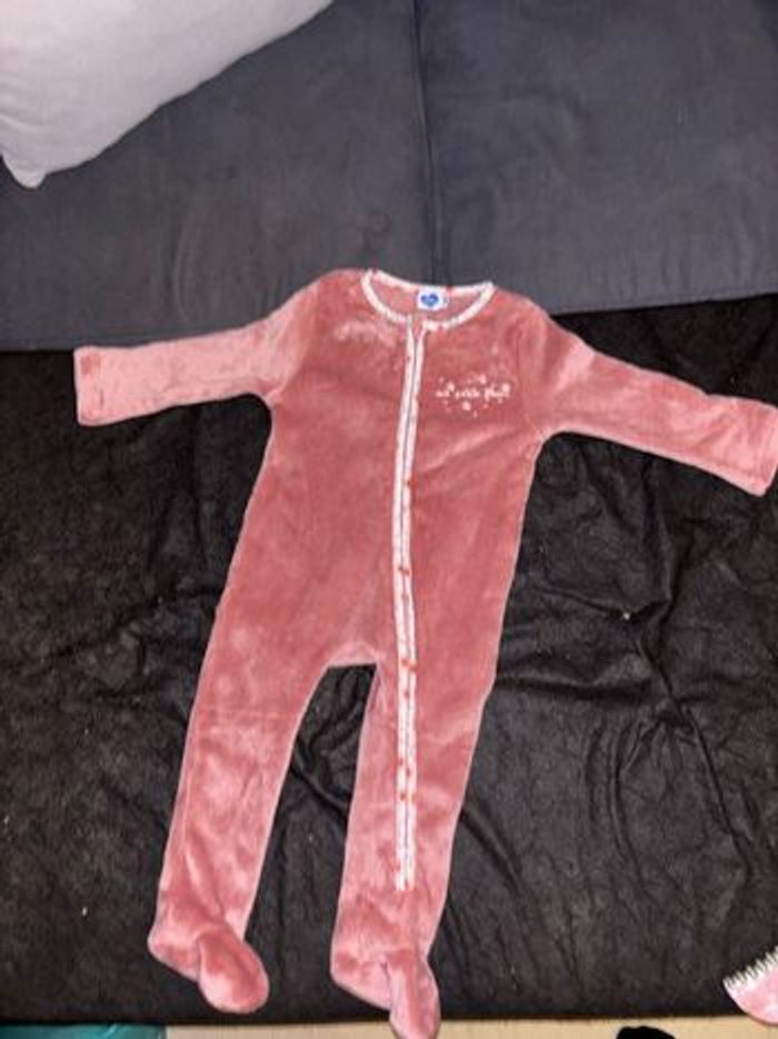 Pyjama jamais porté tout doux