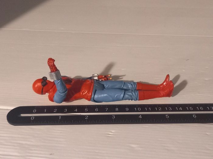 Figurine spiderman homecoming - photo numéro 4