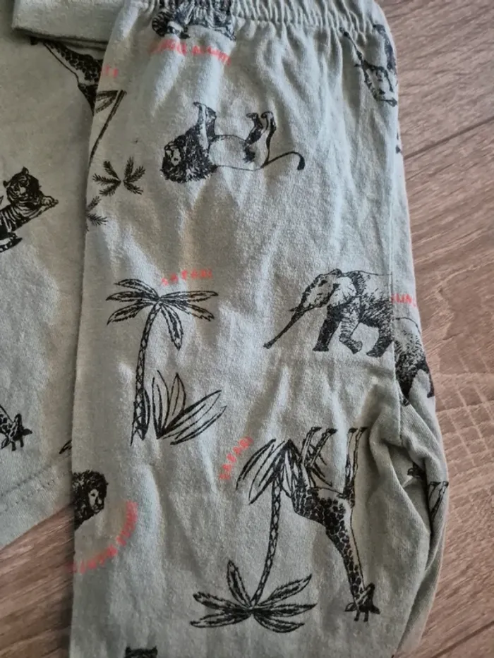 Pyjama - photo numéro 2