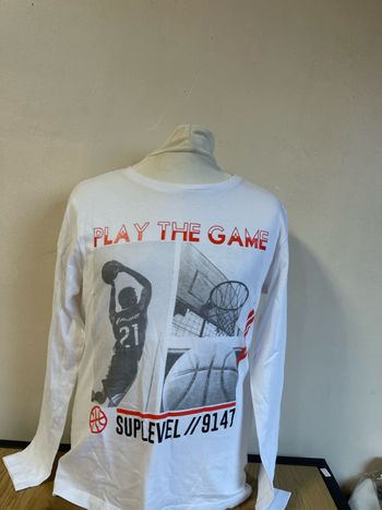 T shirt ML garçon taille 140