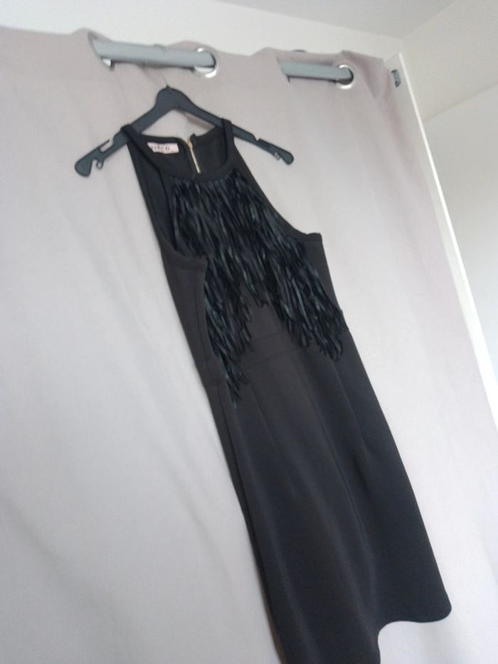 Robe noire de soirée a franches taille M/L - photo numéro 2