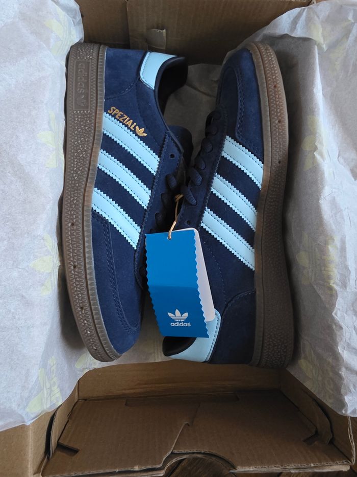 Adidas spezial neuves - photo numéro 2