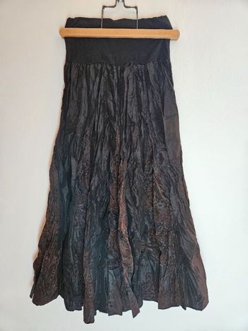 Jupe mi-longue évasée