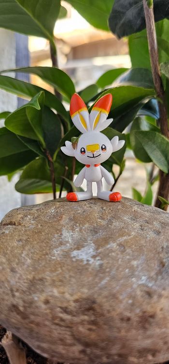 Super figurine Pokemon Nintendo Tomy Flambino 