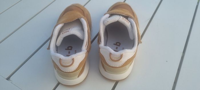 Vend basket New balance pour garçon - photo numéro 4