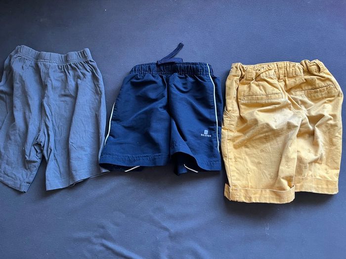 10 t-shirts et 3 shorts garçon 6 ans - photo numéro 3