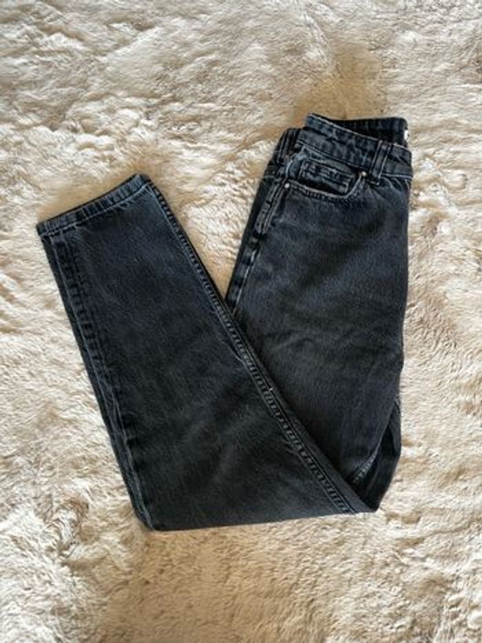 Jean droit noir zara taille 34 - photo numéro 2