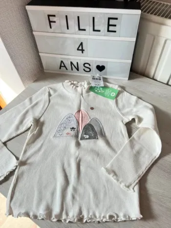Petit pull fin manches longues avec petit col Obaïbi 4 ans neuf