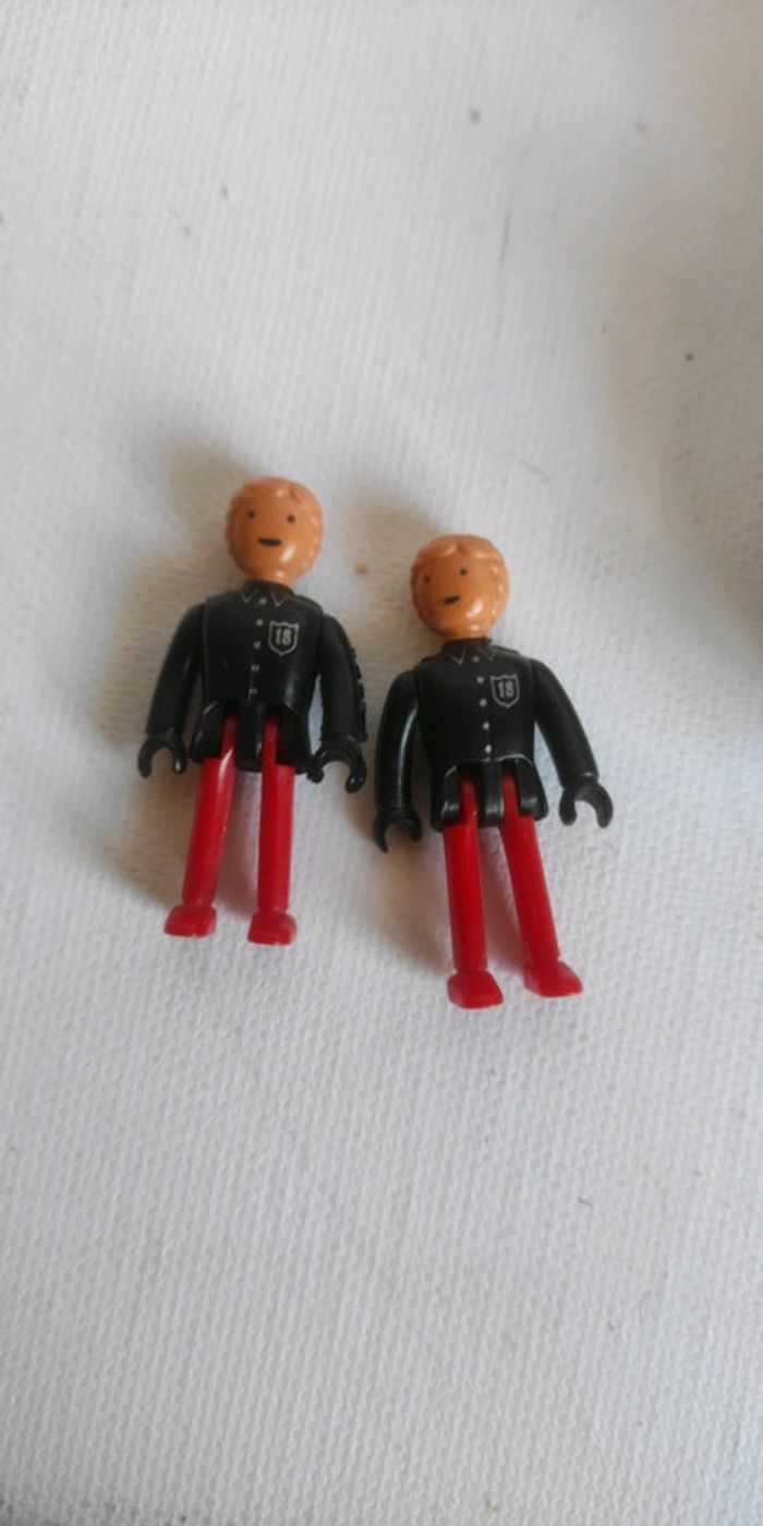 Modélisme jeep de pompier avec deux personnages - photo numéro 8