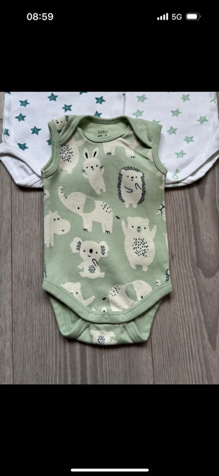 Lot de 3 bodies taille 1 mois - photo numéro 2