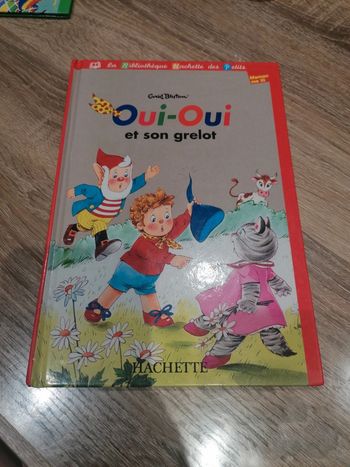 Lie Oui Oui et son grelot Hachette