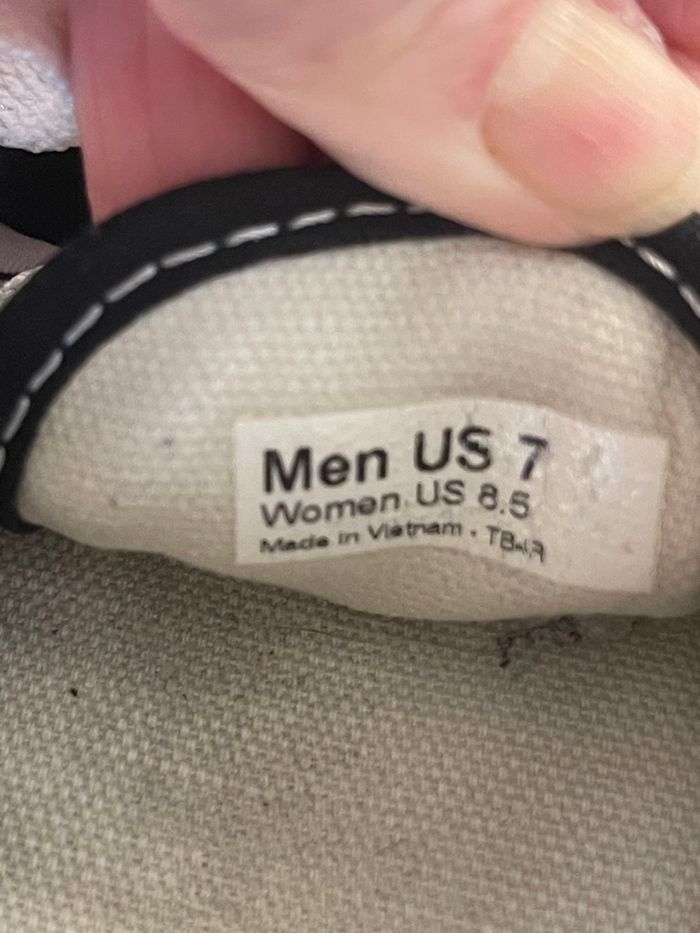 Baskets Vans noires et blanches - photo numéro 5