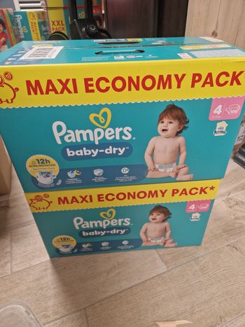 Couche T4 Pampers