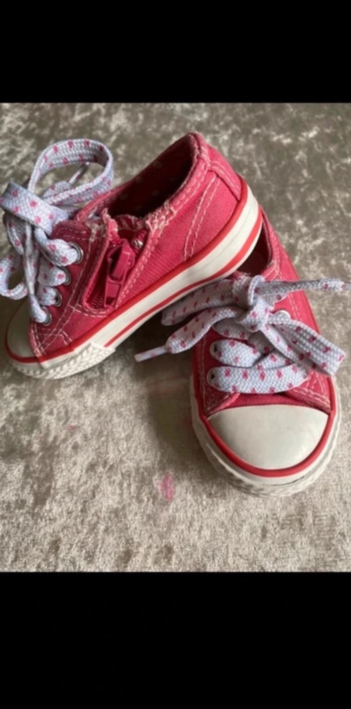 Chaussures fille taille 20 - photo numéro 2