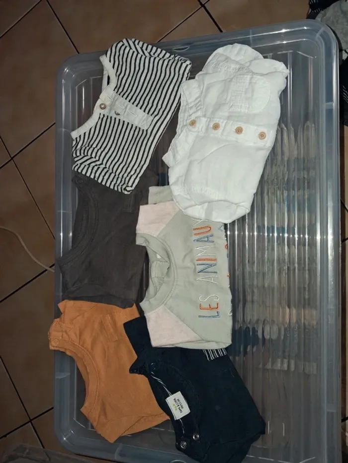 Lot vêtements bébé 1mois - photo numéro 3