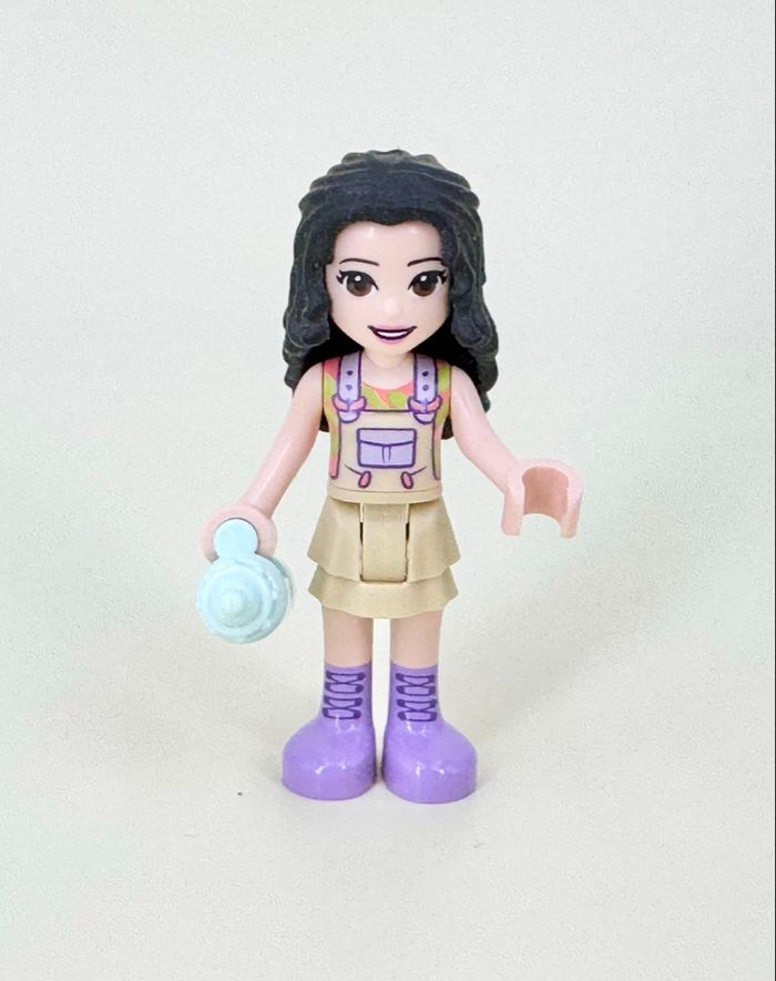 Lego Figurines Friends : Emma prête à sauver les animaux de la Savane - photo numéro 2