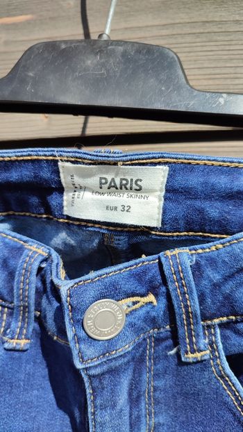 Jean skinny déchiré T32 Telly Weijl