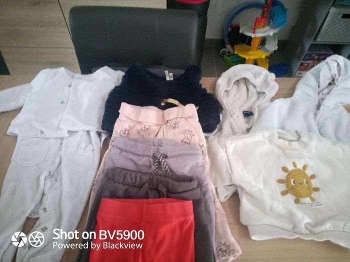 Lot vêtements 3 mois - photo numéro 4