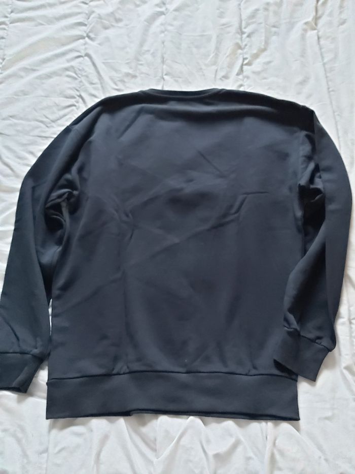 Sweat bleu marine avec inscriptions 16 ans ou S - photo numéro 3