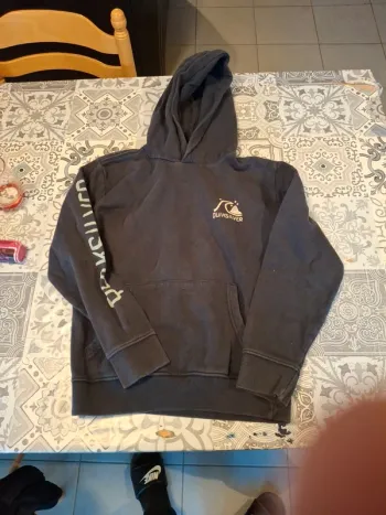 Pull à capuche