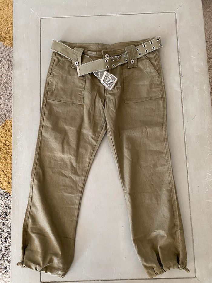 Pantalon Mim kaki taille 40 neuf avec étiquette