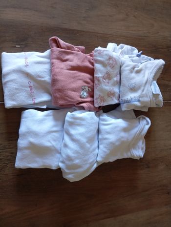 Lot body manches courtes 3 mois