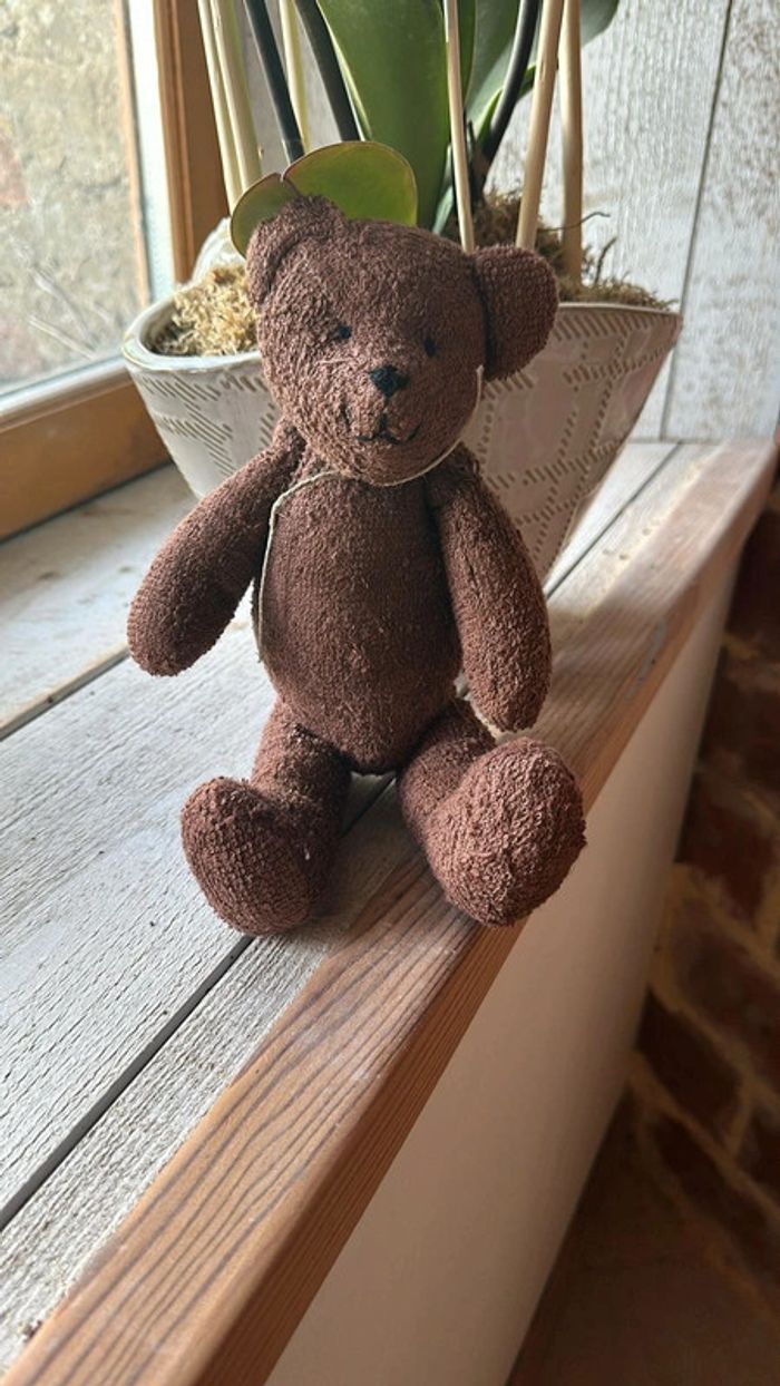 Petit ours en peluche articulé type teddybear