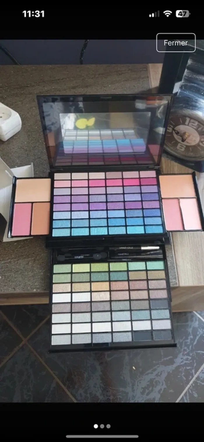 2 boîte de maquillage - photo numéro 2
