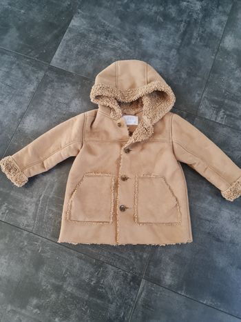 Manteau en suédine Zara taille 3-4 ans