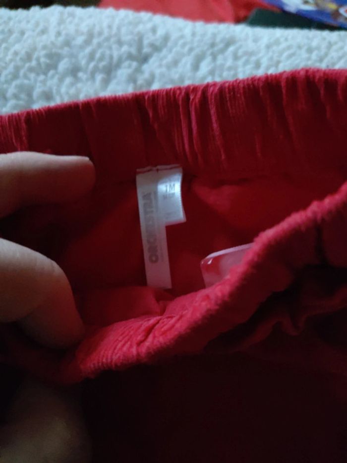 Pantalon rouge - photo numéro 2