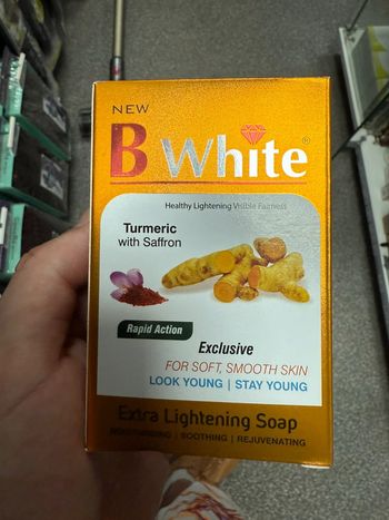 B White Savon illuminateur